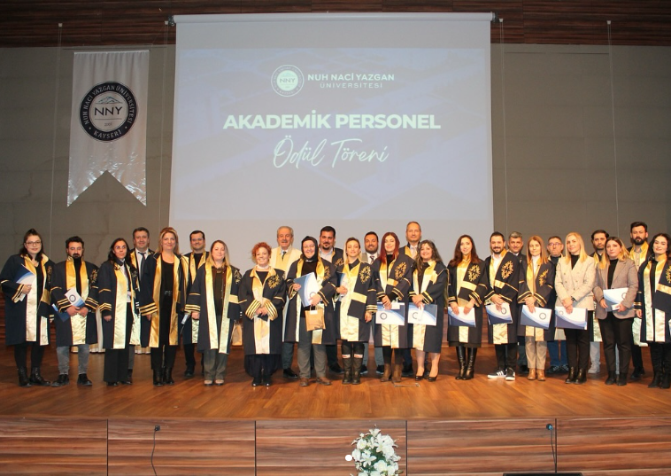 Akademik Ödül Töreni